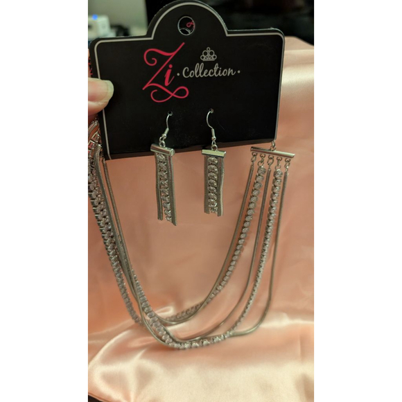 2024 Zi Collection Silver Tone Necklace and Earring Set, One Size - Picture 6 of 6